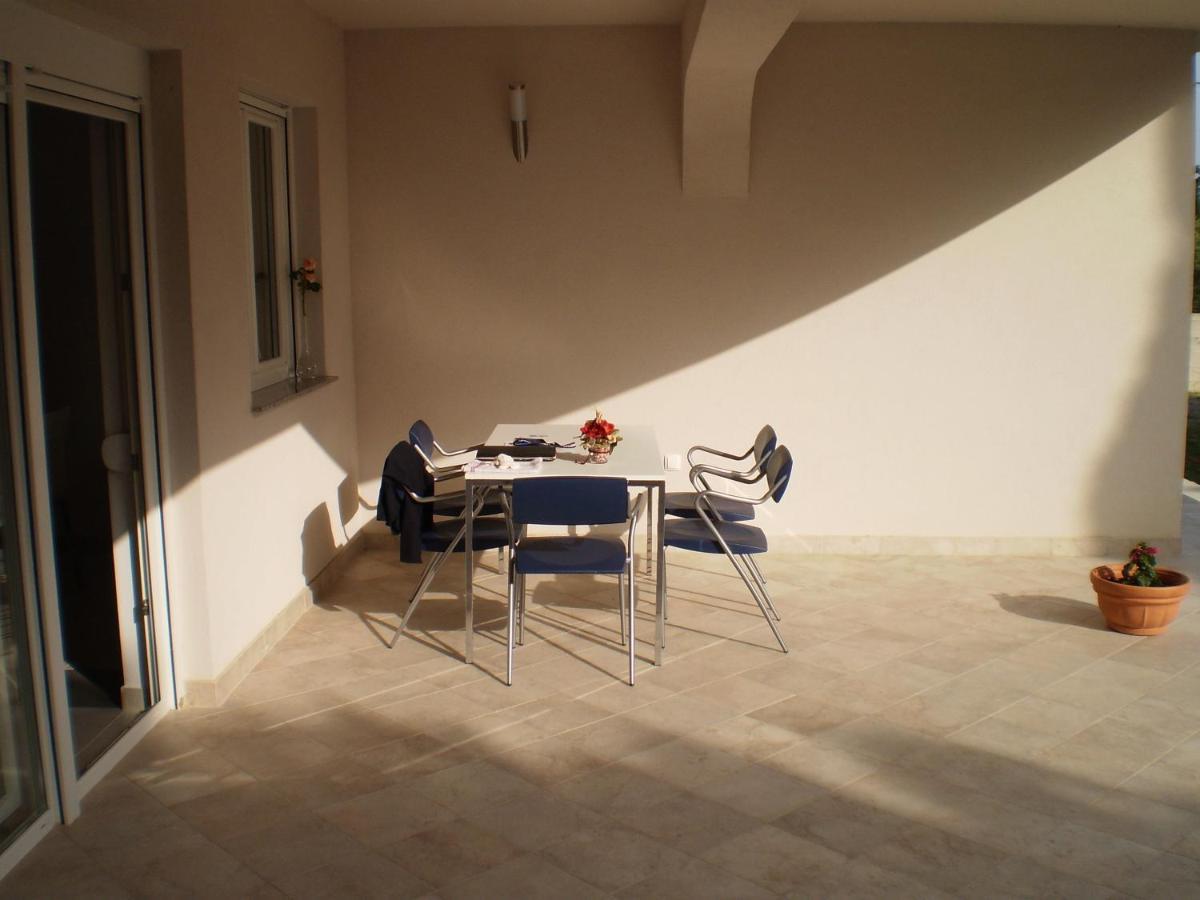 Apartments By The Sea Banjol, Rab - 12838 Bagian luar foto